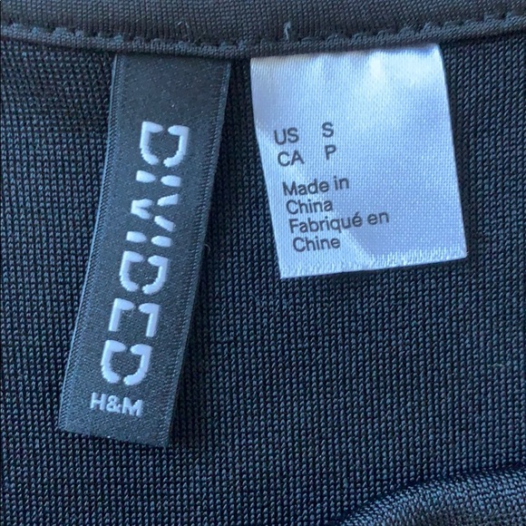 Divided sparkly romper size Small - Picture 3 of 4